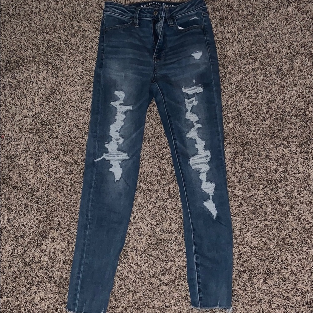 American Eagle ripped super high-waisted jegging